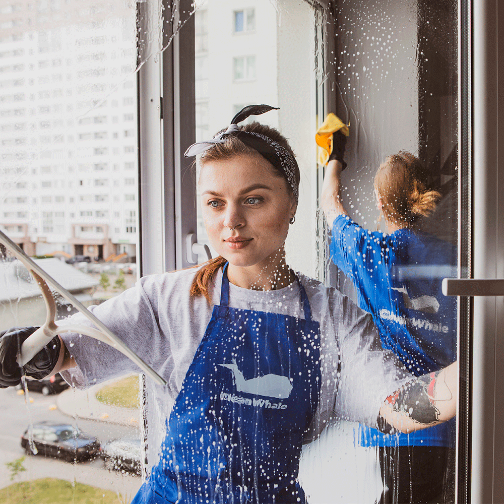 Sprzątanie biur Gdynia od ekipy CleanWhale - szybko, sprawnie i efektywnie.