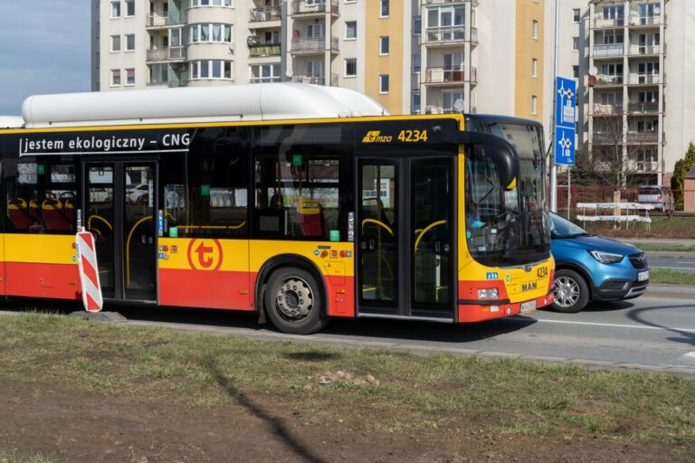 Как работает городской транспорт в Варшаве и почему это важно для Вас