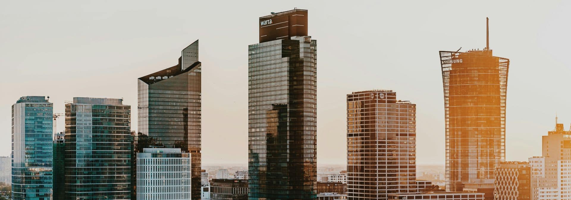 Incredible urban evolution: the rise of skyscrapers in city centers