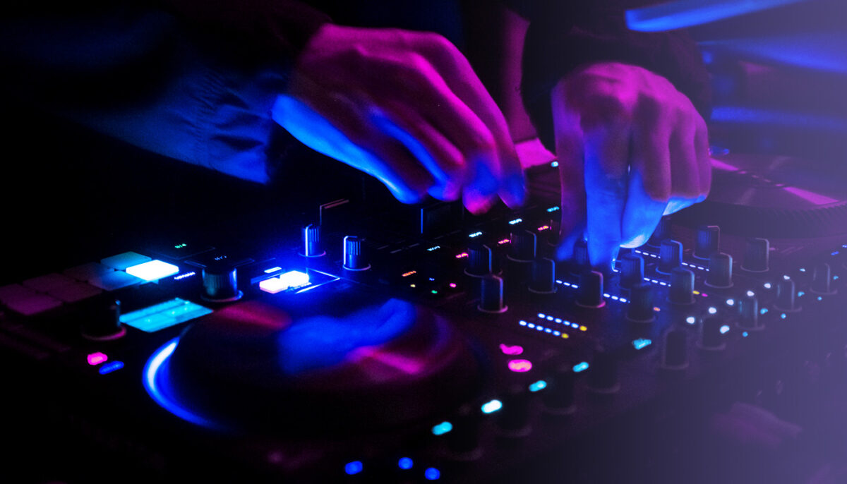 Unraveling the boom: a deep dive into electronic music scene & party evolution