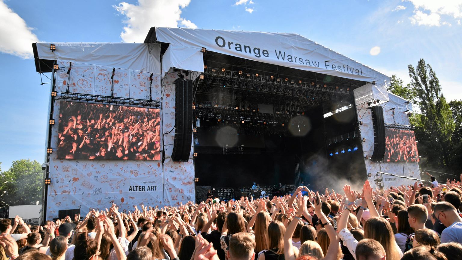 Unleashing the cultural pulse: top strategies for developing vibrant urban festivals and events