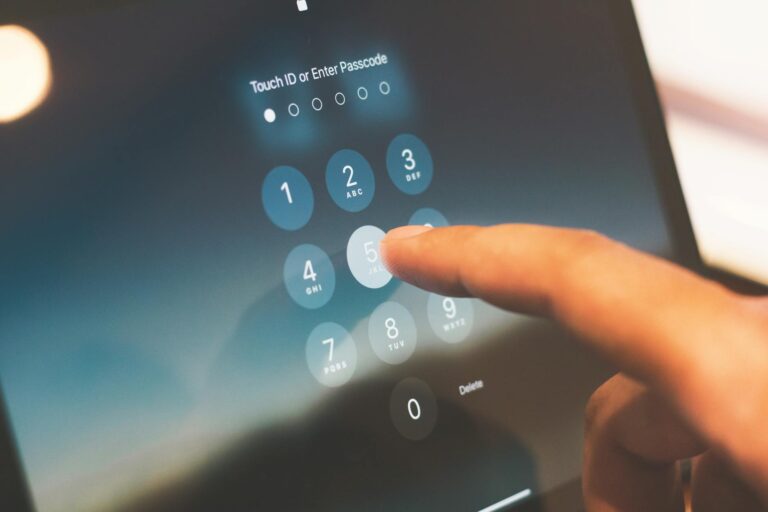 Co oznacza 'Not Clean Submit’ w kontekście odblokowywania telefonów