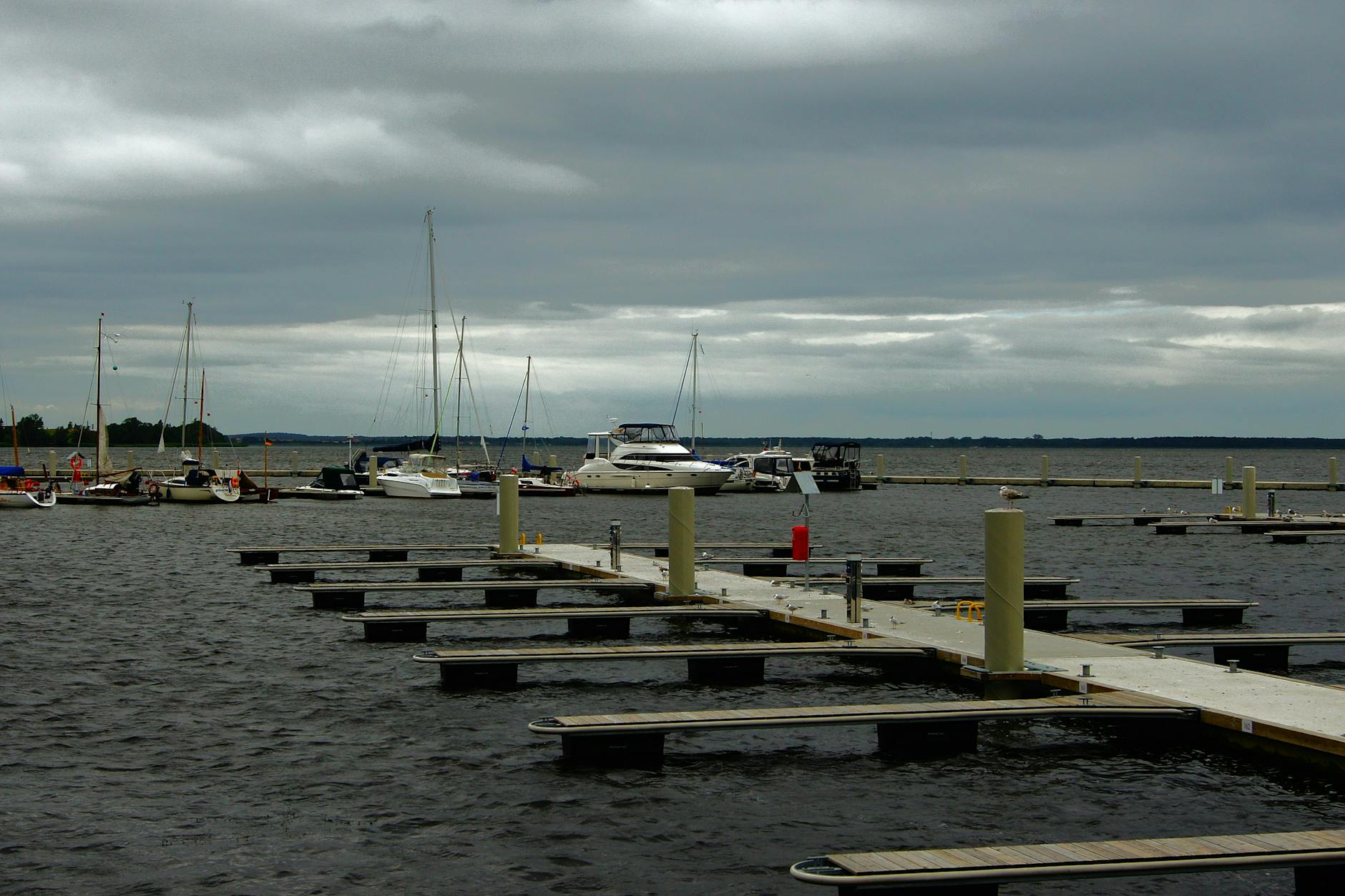 Czym wyczyścić kamień w toalecie? Kompletny poradn