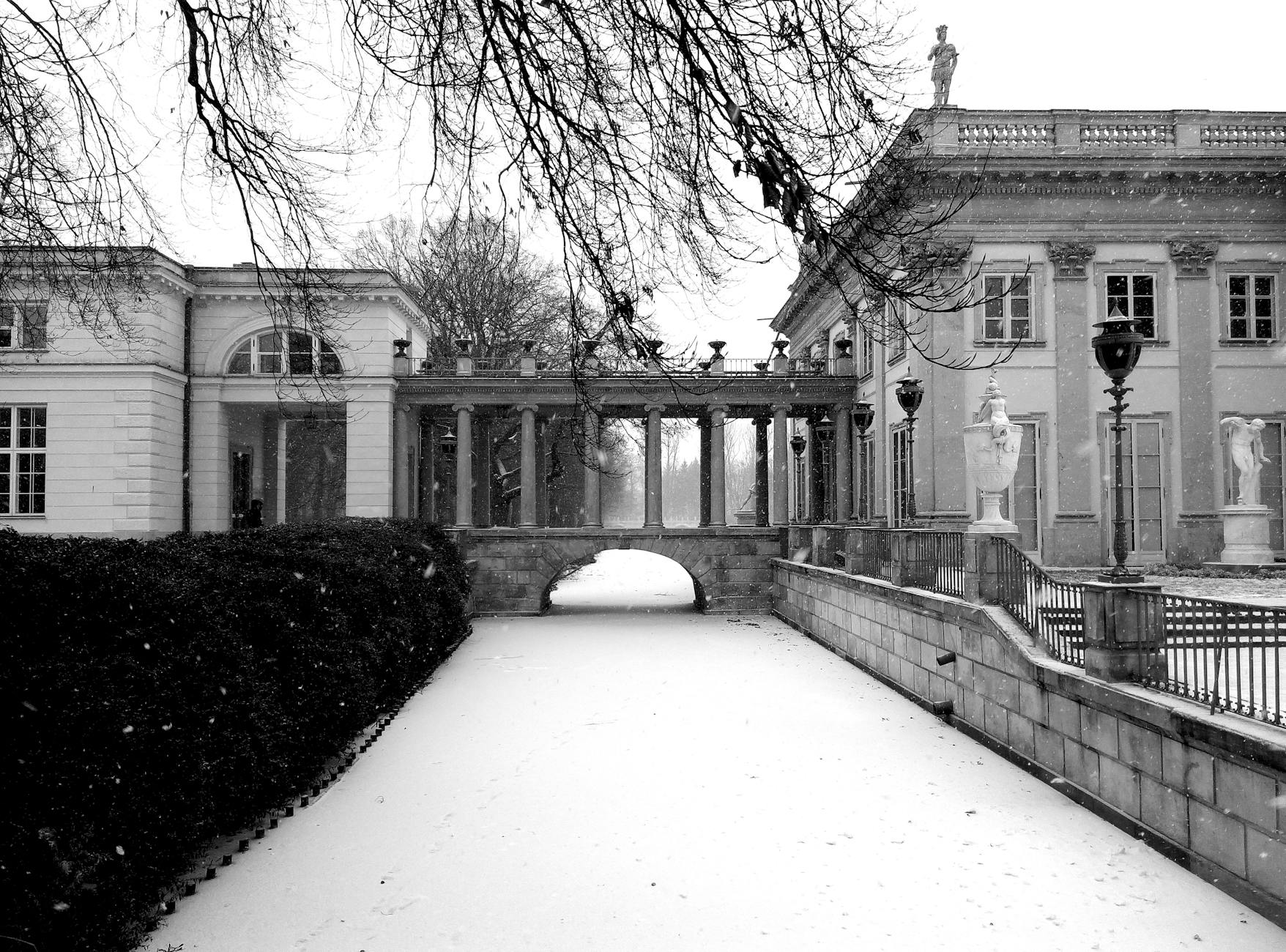 Warszawska Praga: podróż do serca hipsterskich zak