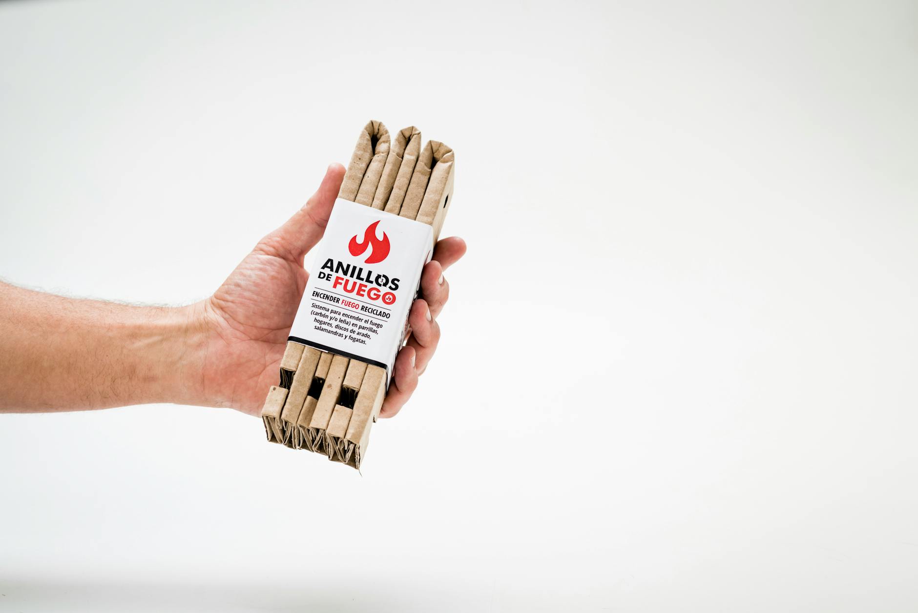 Czyszczenie komina – metody, bezpieczeństwo i skuteczność (od dołu, mechaniczne, domowe sposoby)