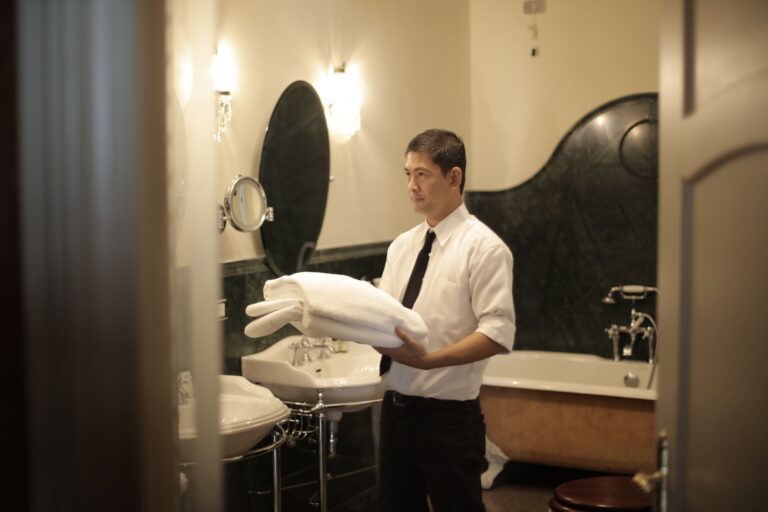 How to Choose the Best Bathroom Cleaning Services in Warsaw