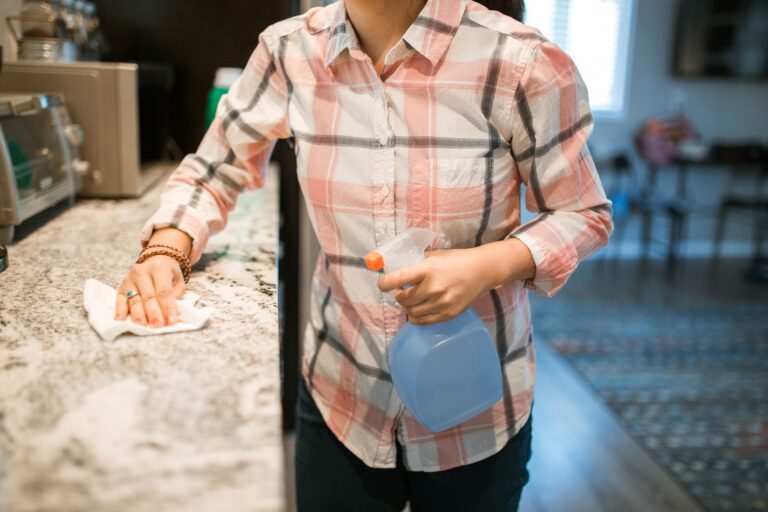 Move-Out Cleaning in Warsaw: A Comprehensive Guide for Rental Property Owners